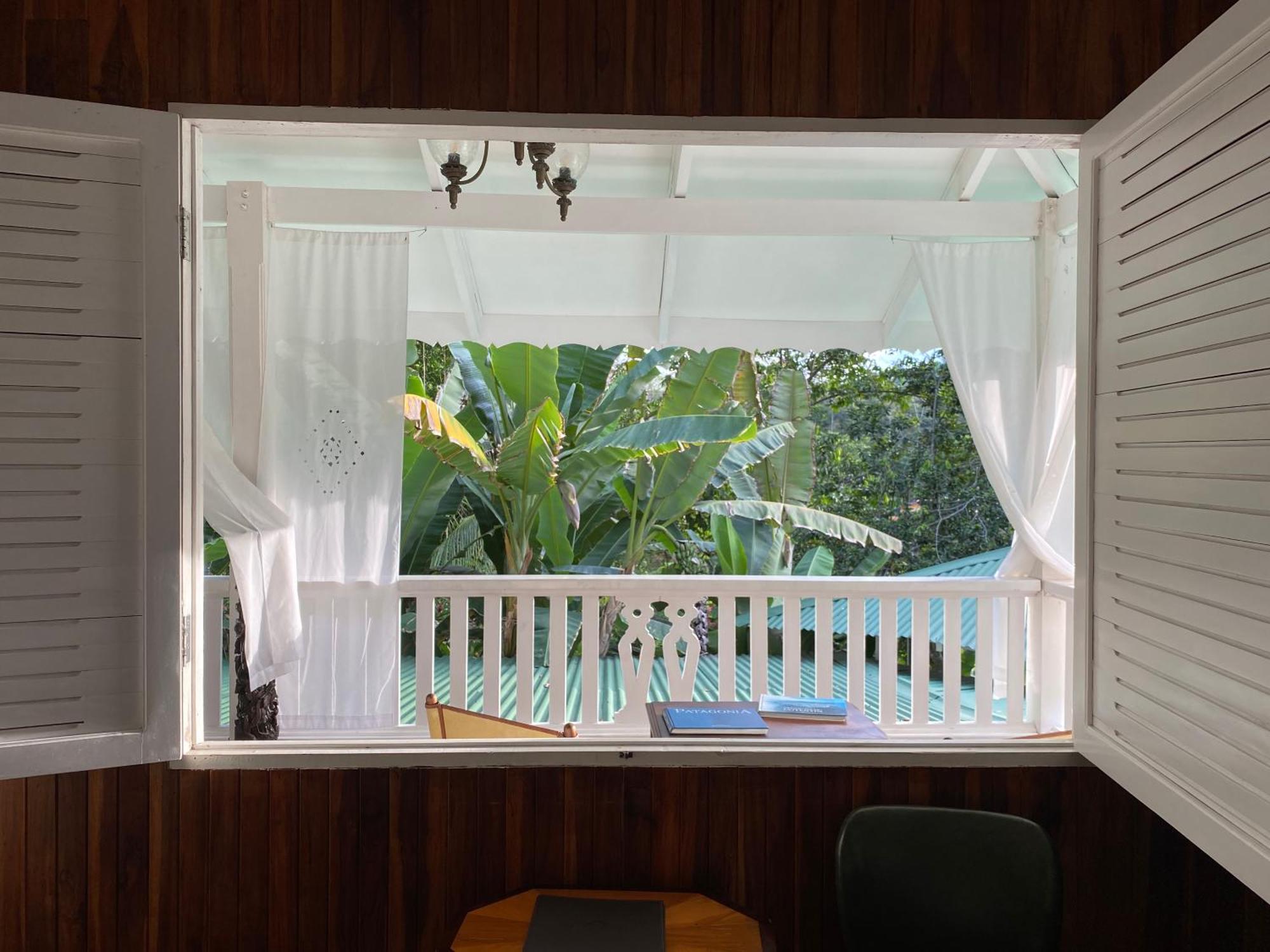 Colina Secreta - Glamping And Villas Puerto Viejo de Talamanca ภายนอก รูปภาพ