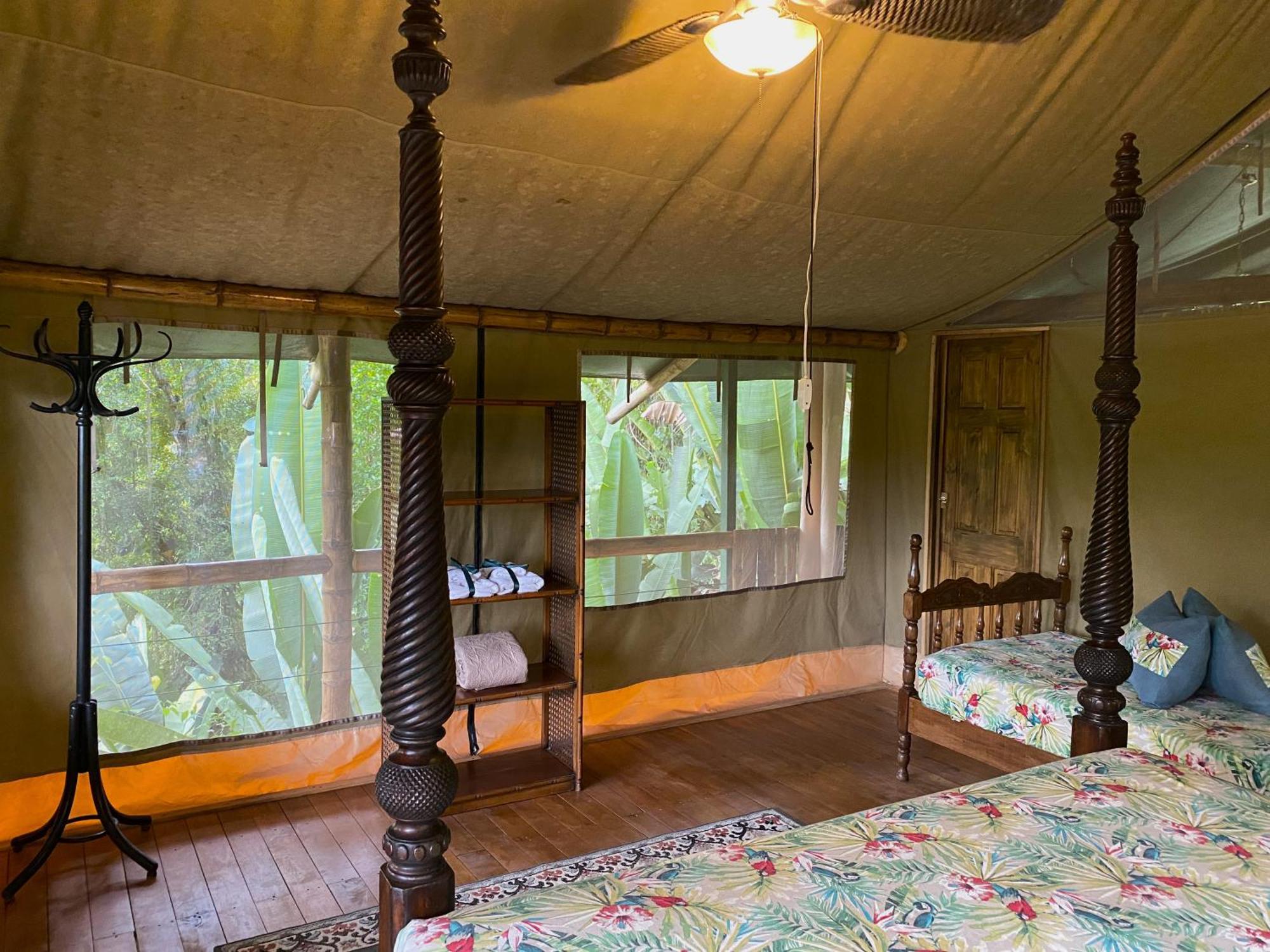 Colina Secreta - Glamping And Villas Puerto Viejo de Talamanca ภายนอก รูปภาพ